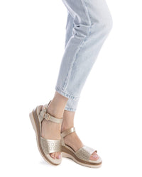 Xti Donna Sandali con zeppa 143850 Platino