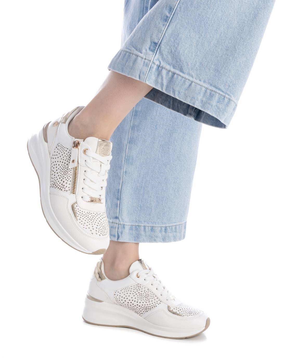 Xti Donna Sneakers bassa 143712 Bianco