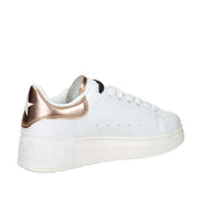 Shop Art Donna Sneakers bassa SASS250216 Bianco/Cipria