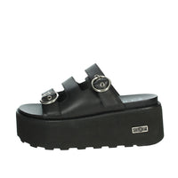 Cult Donna Ciabatte con zeppa CLW447300 Nero