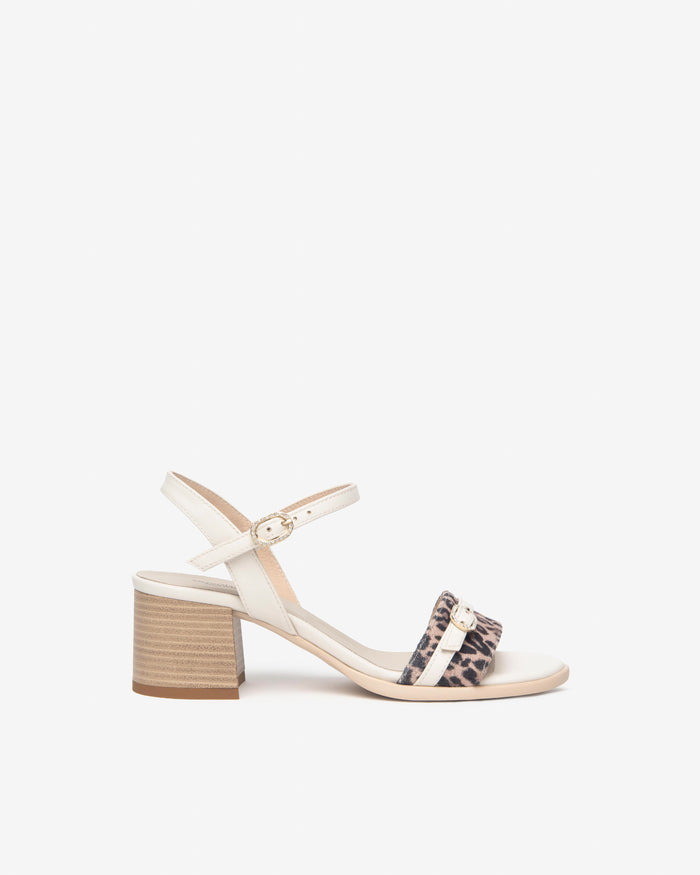 NERO GIARDINI Donna Sandali con tacco E513436D Panna