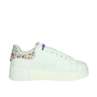 Shop Art Donna Sneakers bassa SASS250218 Bianco