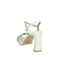 MIABELLE Donna Sandali con tacco MB90 Panna