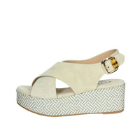 KEYS Donna Sandali con zeppa K-11082 Beige