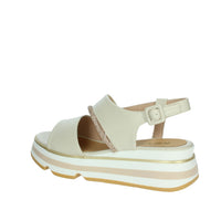 KEYS Donna Sandali con zeppa K-11010 Beige