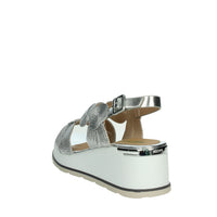 KEYS Donna Sandali con zeppa K-11002 Argento