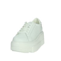 GAELLE PARIS Donna Sneakers bassa GACAW01318 Bianco
