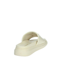 Shop Art Donna Ciabatta SASS240751 Panna