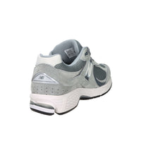 New Balance Herren Sneakers M2002RST Grau