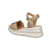 Donna Serena Women Wedge Sandal 1H5996DM Taupe