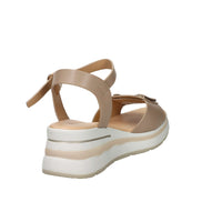 Donna Serena Women Wedge Sandal 1H5996DM Taupe