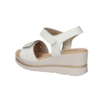 Valleverde Donna Sandalo con zeppa 55582 Avorio