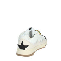 Shop Art Donna Sneakers SASS230223 Bianco/Nero
