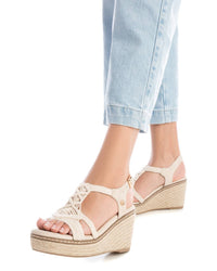 Xti Mujer Sandalia con cuña 142834 Beige