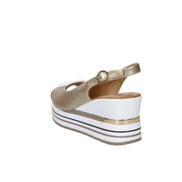 Serena Women's Wedge Sandal 156079DM Platinum