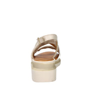Sandalia con cuña para mujer Ariel 17147 Beige/Oro