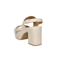 Ariel Mujer Sandalia con tacón 17238 Beige