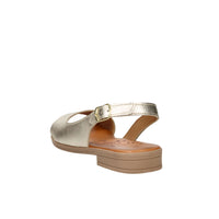 Sandalia baja para mujer Ariel 16990 Platino