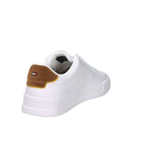 Tommy Hilfiger Homme Baskets FM0FM05367 Blanc/Cuir