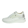 Keys Women Slip on K-10601 White/Silver
