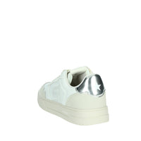 Shop Art Donna Sneakers SASF240939 Bianco