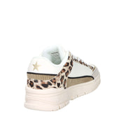 Shop Art Donna Sneakers SASF262022 Bianco/Beige