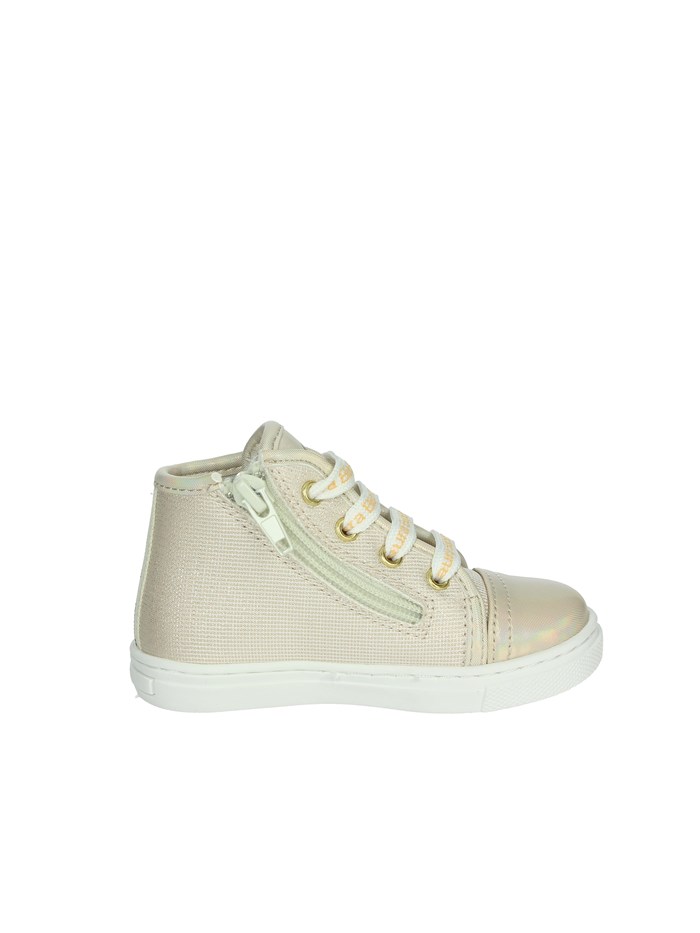 SNEAKERS ALTA 9070 PLATINO