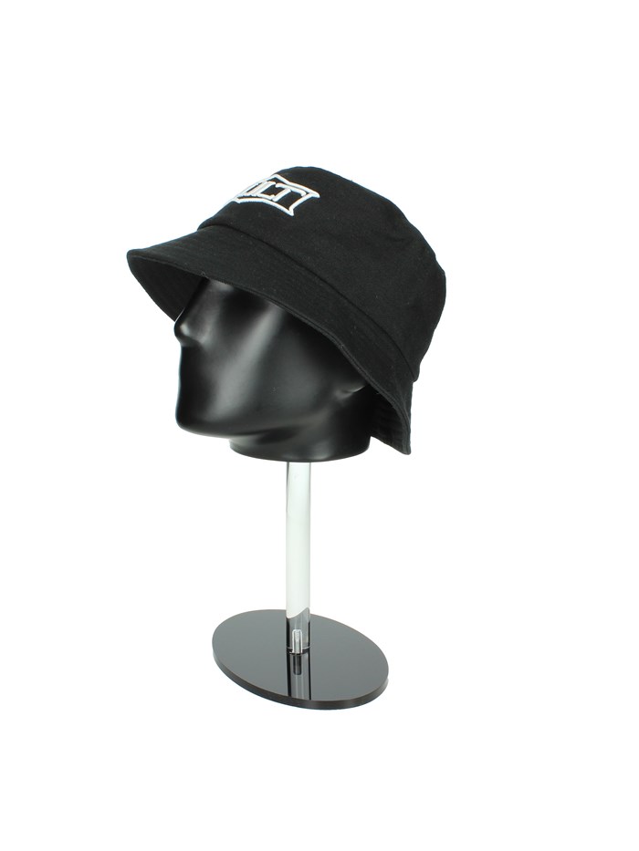 CAPPELLO A VISIERA X97.581 NERO