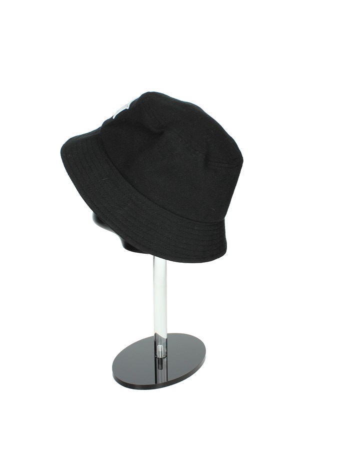 CAPPELLO A VISIERA X97.581 NERO