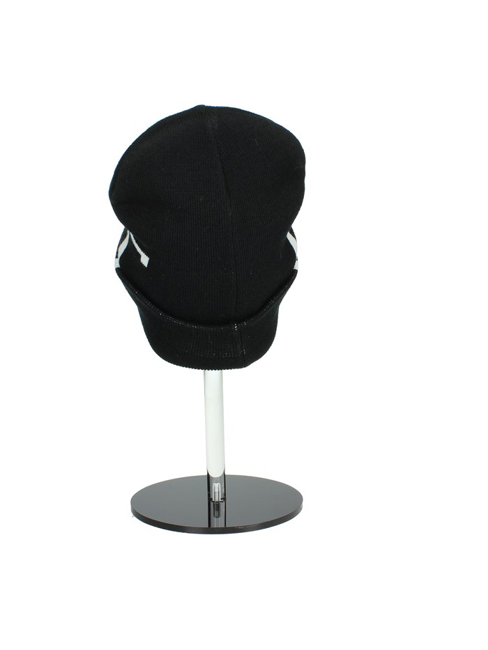 CAPPELLO A CUFFIA X97.601 NERO