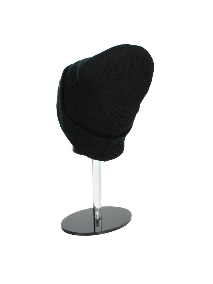 CAPPELLO A CUFFIA X97.600 NERO