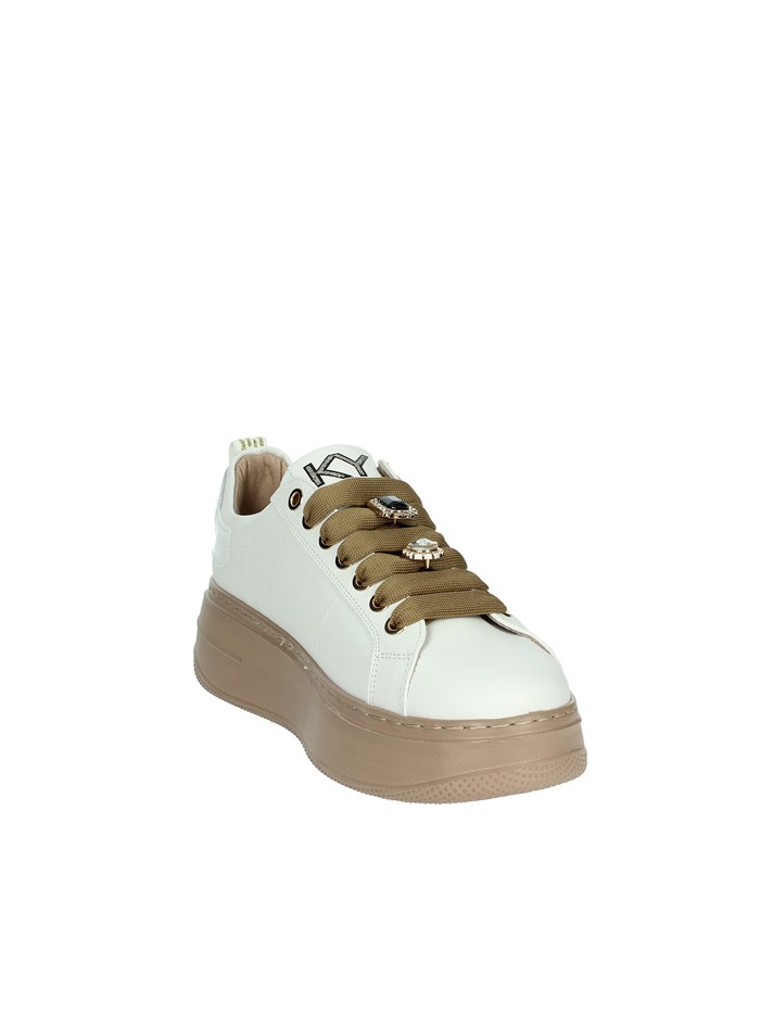 SNEAKERS BASSA K-9882 BIANCO