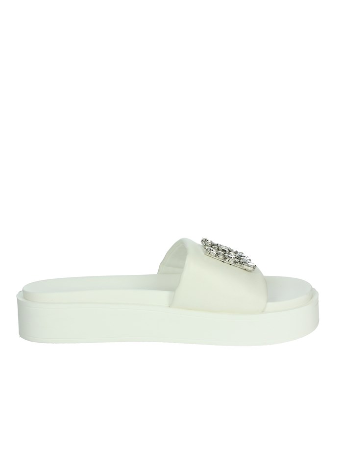 CIABATTE BASSE 9074 BIANCO