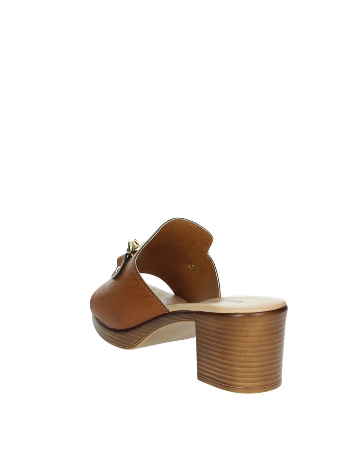 CIABATTE CON TACCO 55450 CUOIO