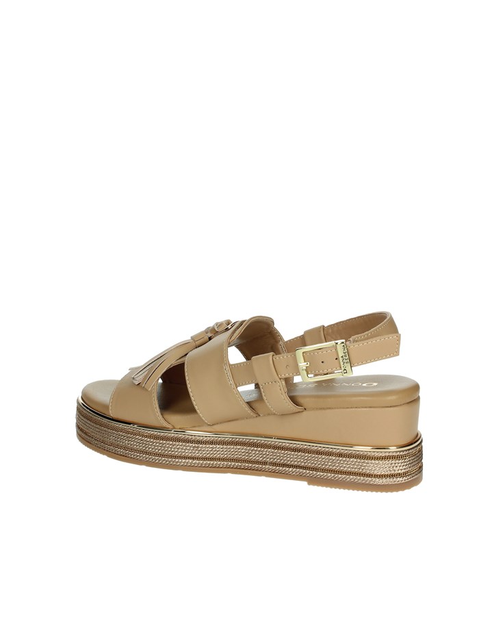 SANDALI CON ZEPPA 165694DM CUOIO