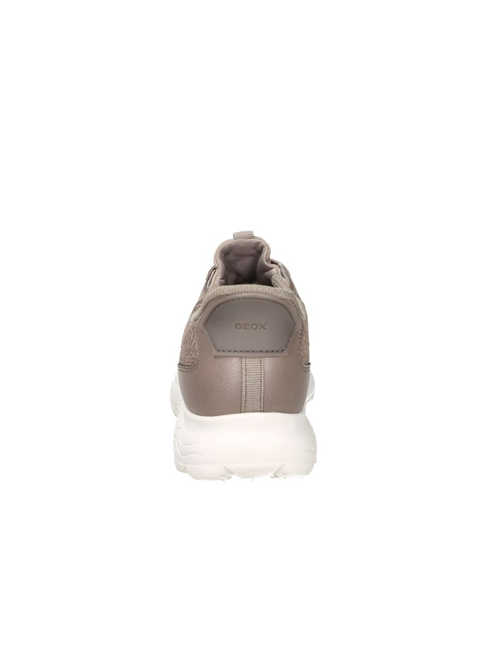 SLIP-ON D567MA 06KBC TAUPE
